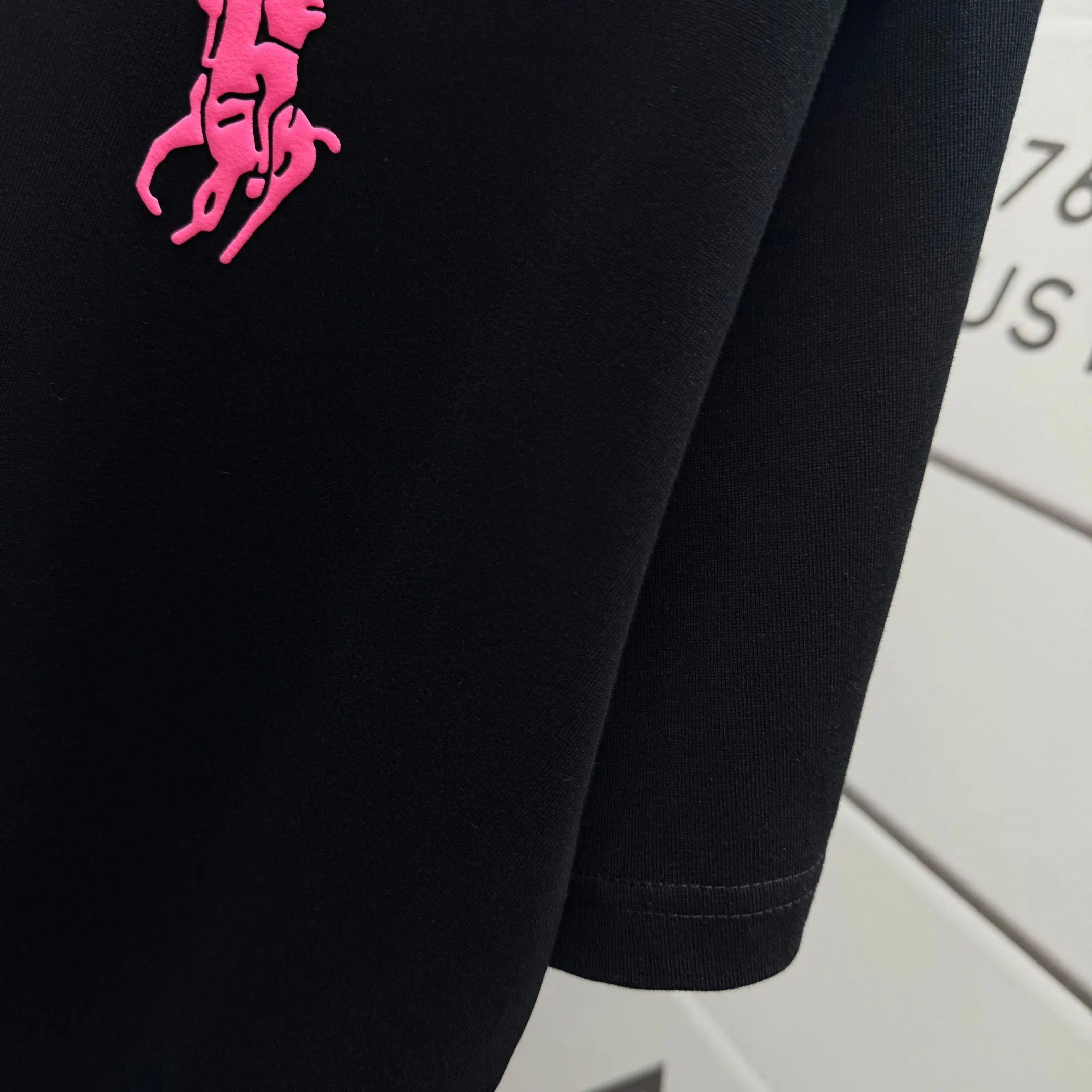 P160 Polo*Ralph*Lauren* new spring and summer short-sleeved T-shirt, classic three-dimensional thick plate silicone technology + foaming technology, customized double yarn plain cotton fabric, same style for men and women Color: black white Size: S (90-130 catties) M (120-150 catties) L (140-165 catties) XL (160-180 catties) XXL (180-210 catties)